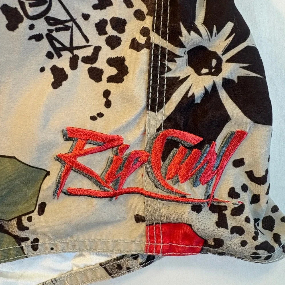 Rip Curl Mens Floral Leopard Skull Board Shorts Size 30 Red Black CBOUXQ